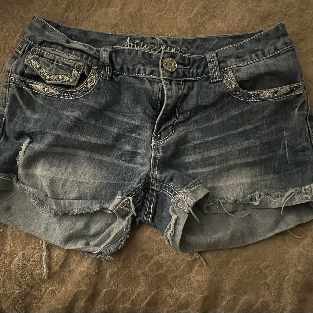 Woman’s shorts
